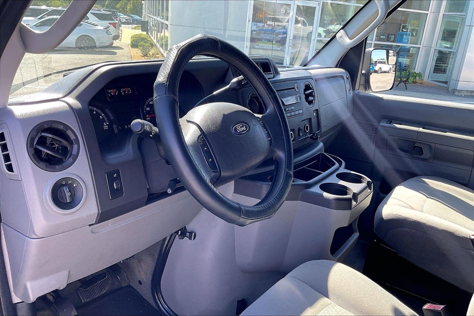 2012 Ford Econoline Wagon XLT