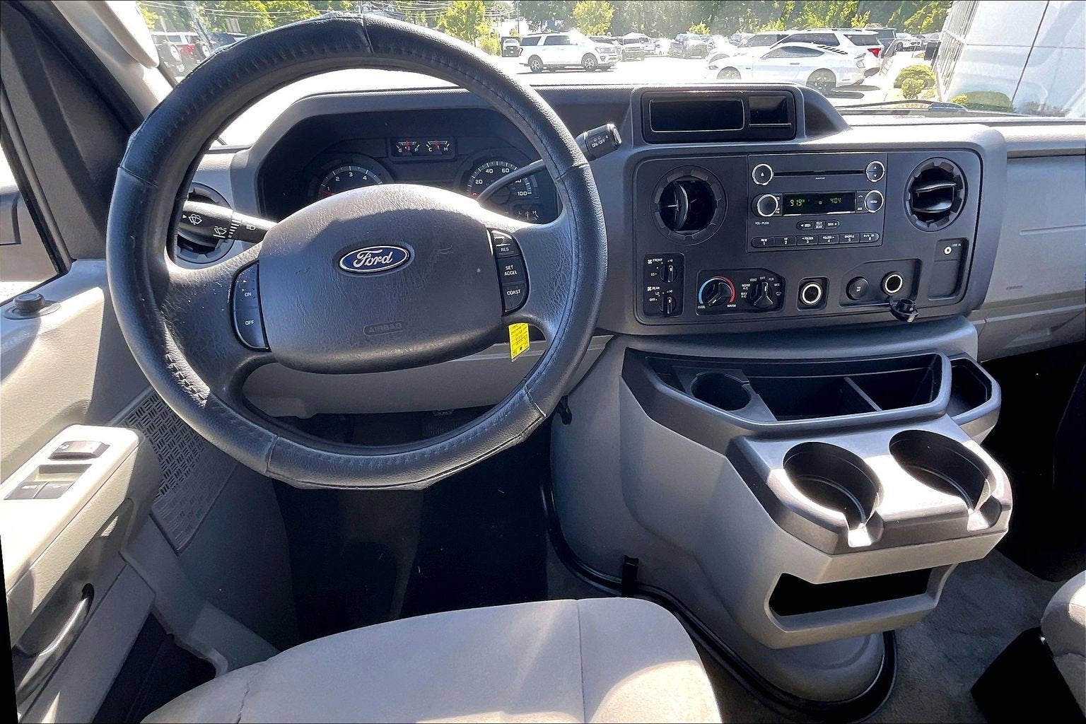 2012 Ford Econoline Wagon XLT