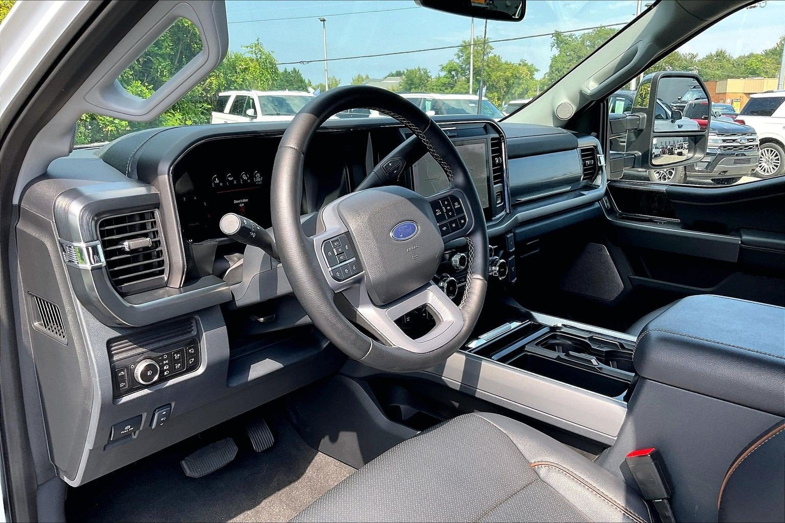 2025 Ford Super Duty F-250 SRW LARIAT