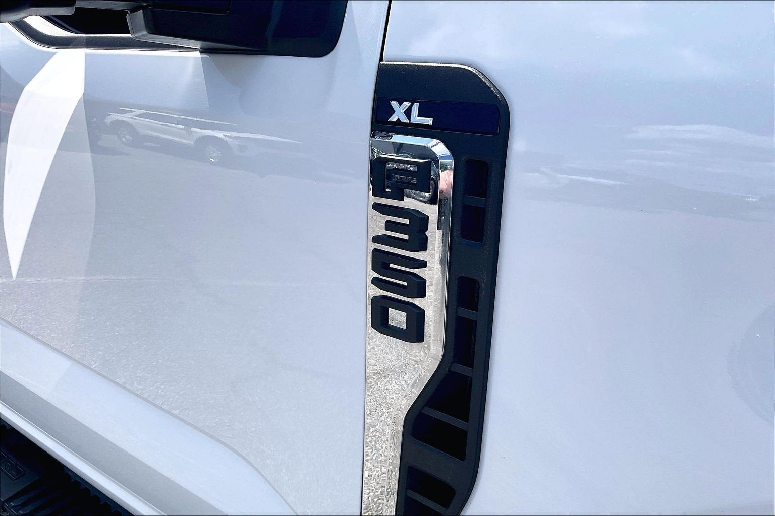 2024 Ford Super Duty F-350 SRW XL