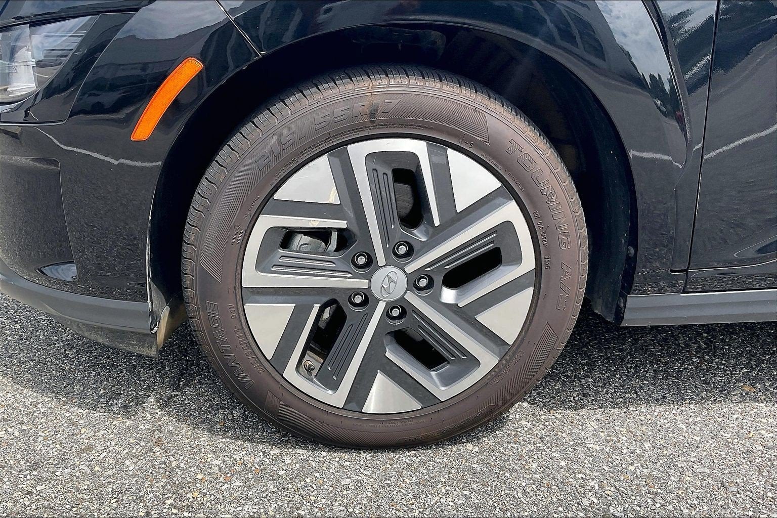 2023 Hyundai Kona Electric SEL