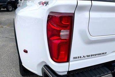 2022 Chevrolet Silverado 3500HD LTZ