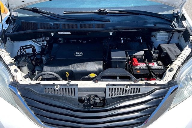 2012 Toyota Sienna LE