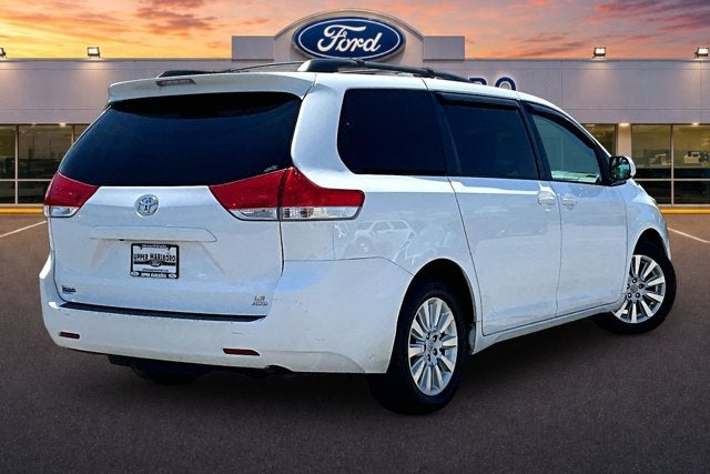 2012 Toyota Sienna LE