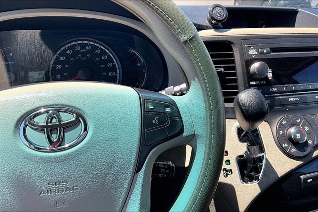 2012 Toyota Sienna LE
