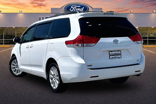 2012 Toyota Sienna LE
