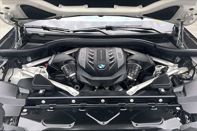2023 BMW X6 M50i