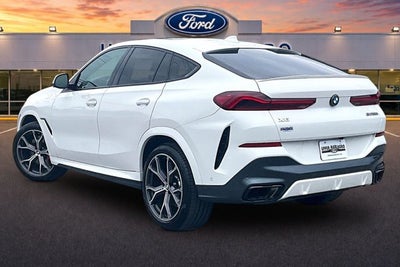 2023 BMW X6 M50i