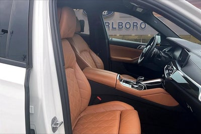2023 BMW X6 M50i