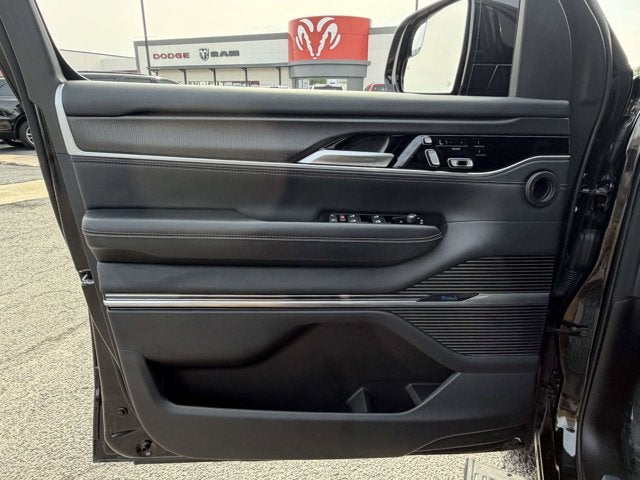 2024 Jeep Grand Wagoneer L Series II 4x4