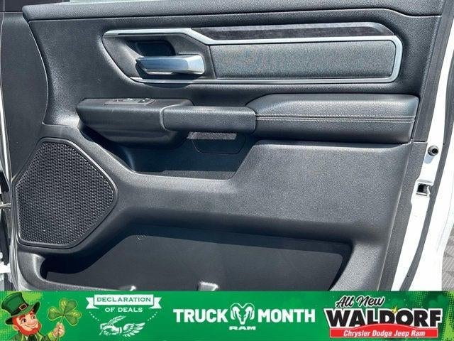 2022 RAM 1500 Big Horn Crew Cab 4x4 5'7' Box