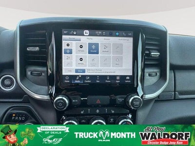 2022 RAM 1500 Big Horn Crew Cab 4x4 5'7' Box