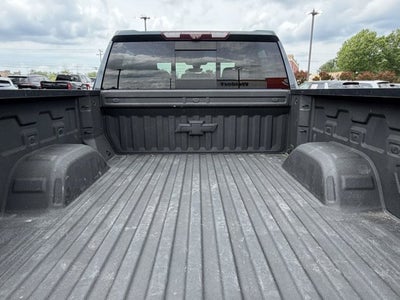 2021 Chevrolet Silverado 1500 4WD Crew Cab Short Bed LTZ