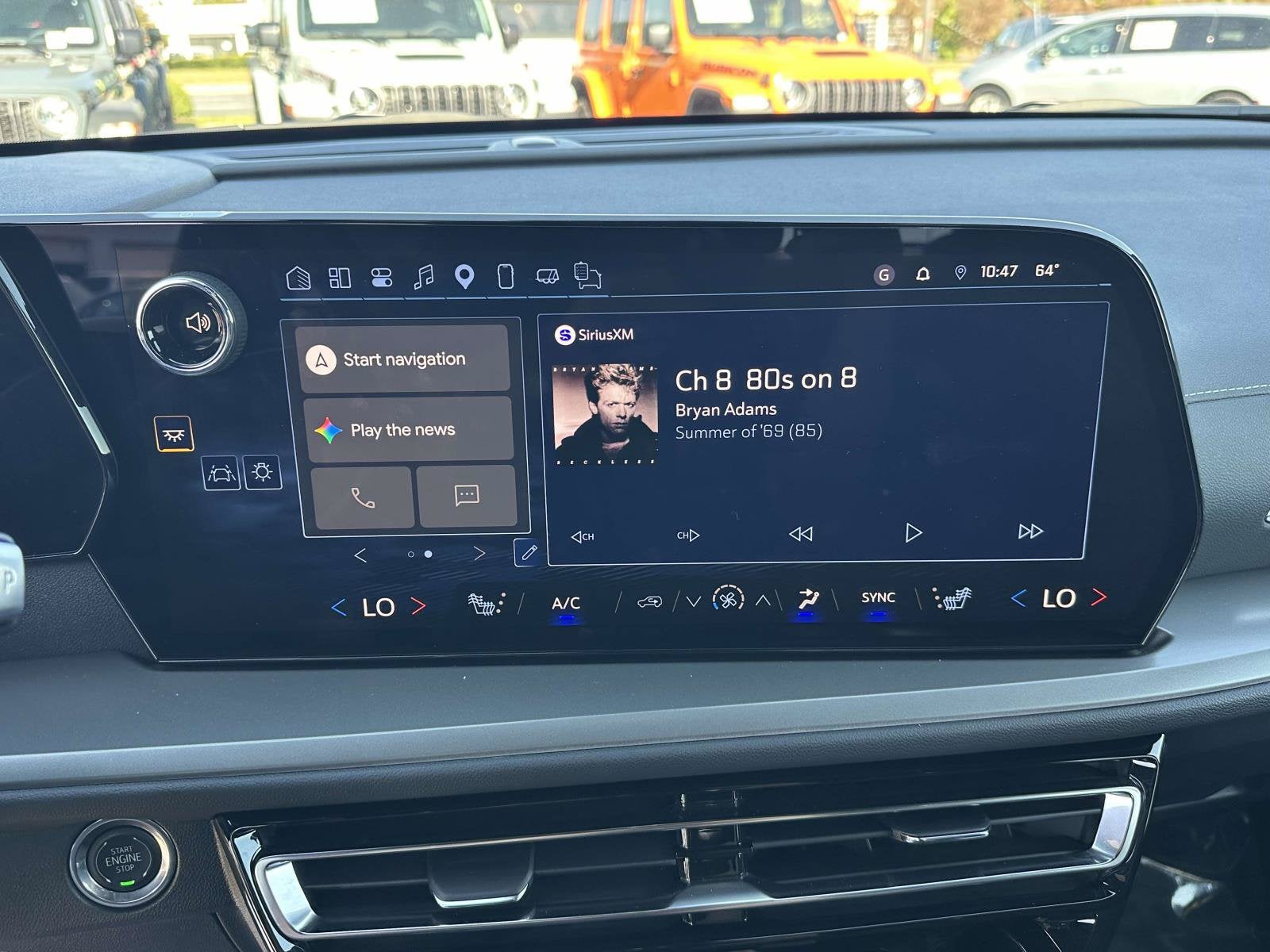 2025 Chevrolet Traverse AWD LT