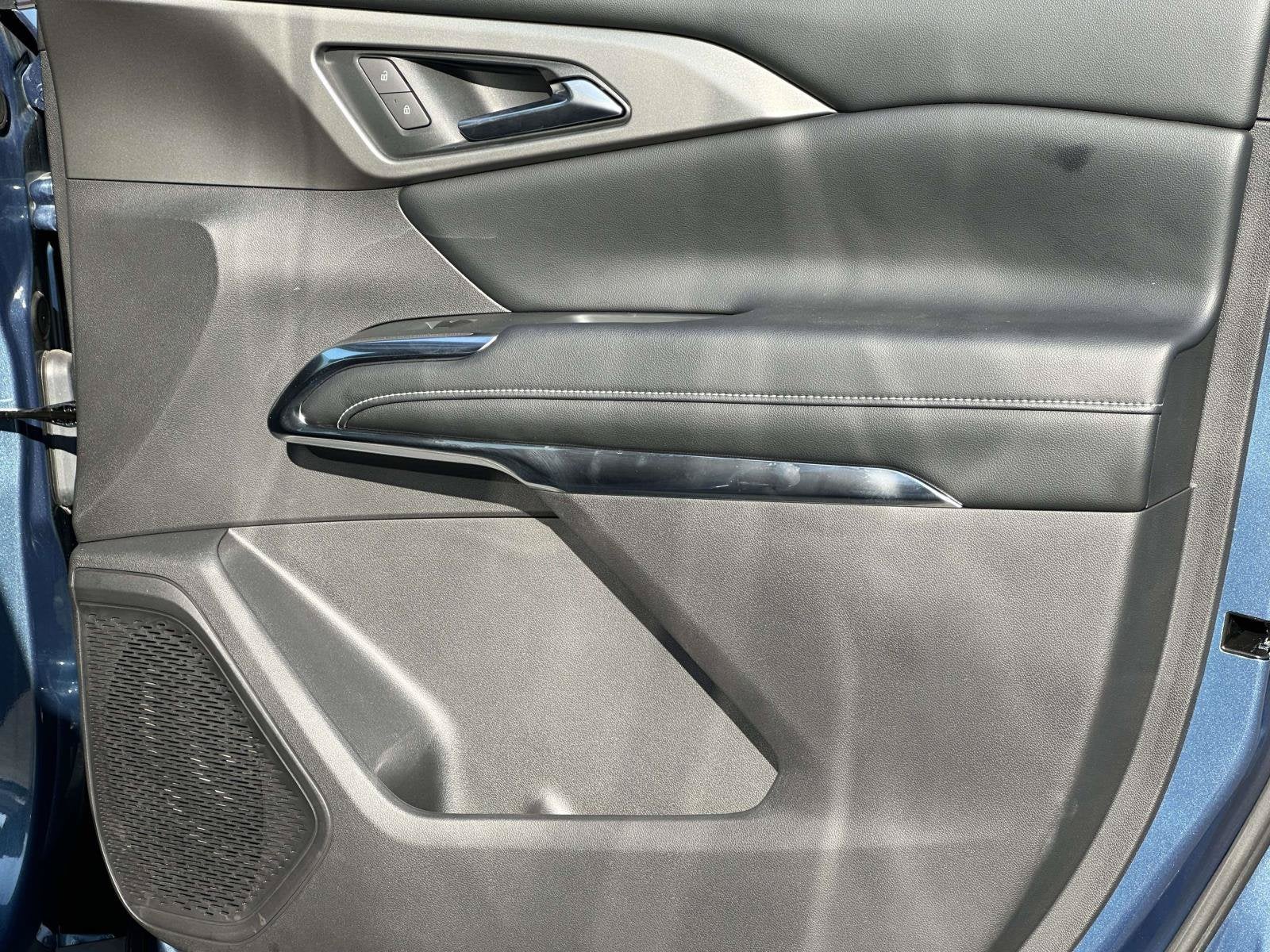2025 Chevrolet Traverse AWD LT