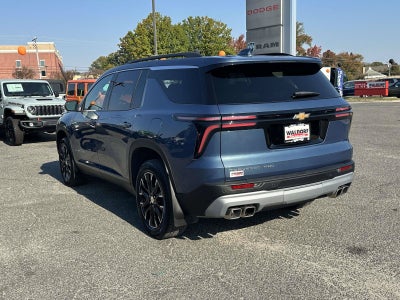 2025 Chevrolet Traverse AWD LT