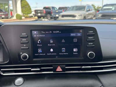 2022 Hyundai Elantra SEL