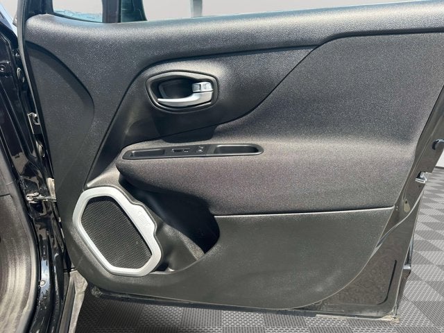 2019 Jeep Renegade Latitude FWD