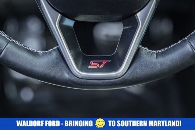 2022 Ford Edge ST