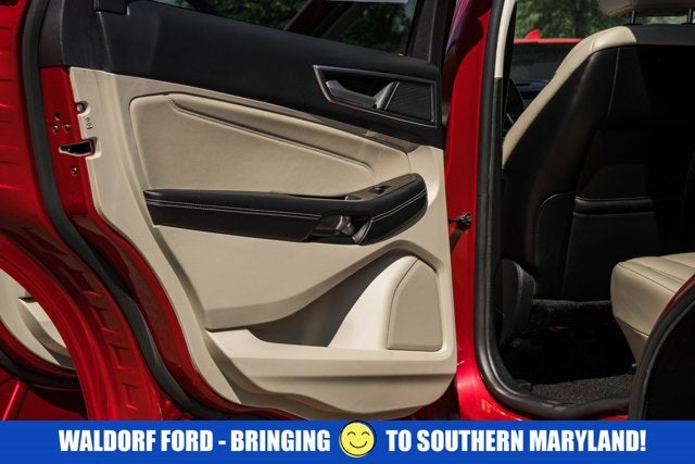 2020 Ford Edge Titanium