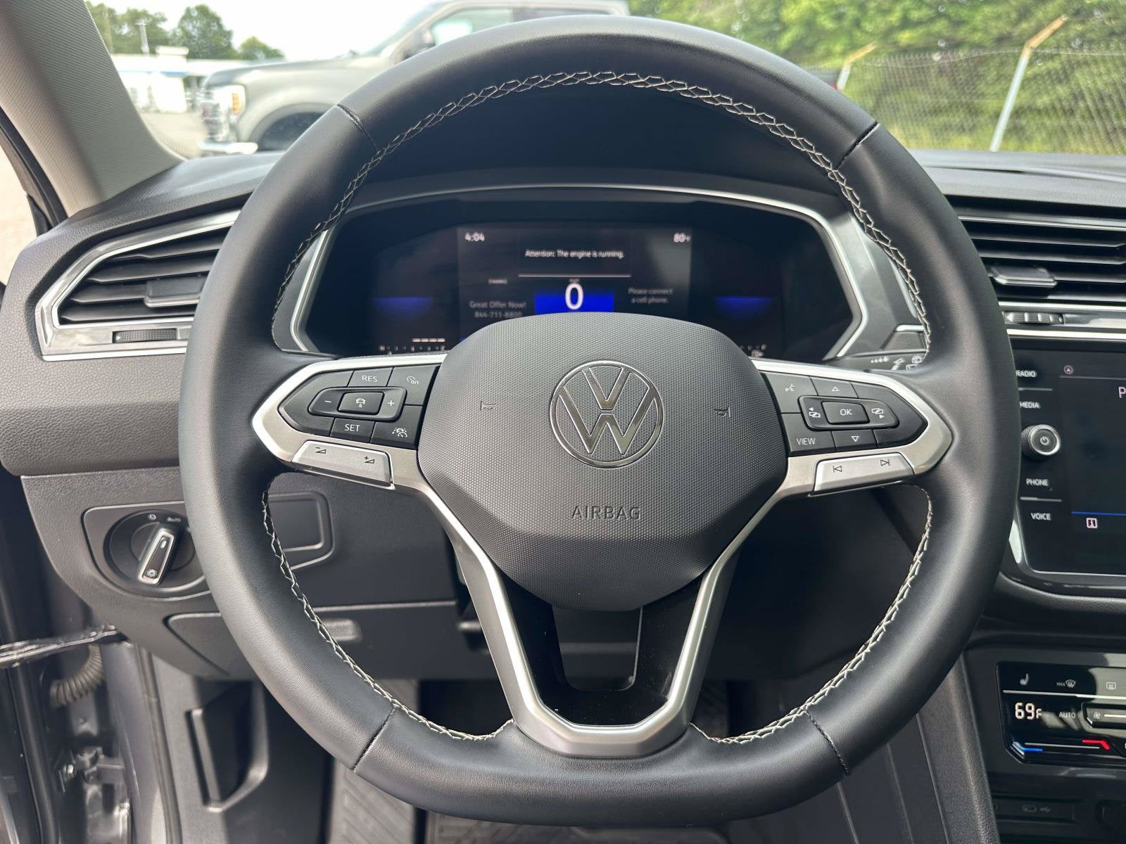 2022 Volkswagen Tiguan SE