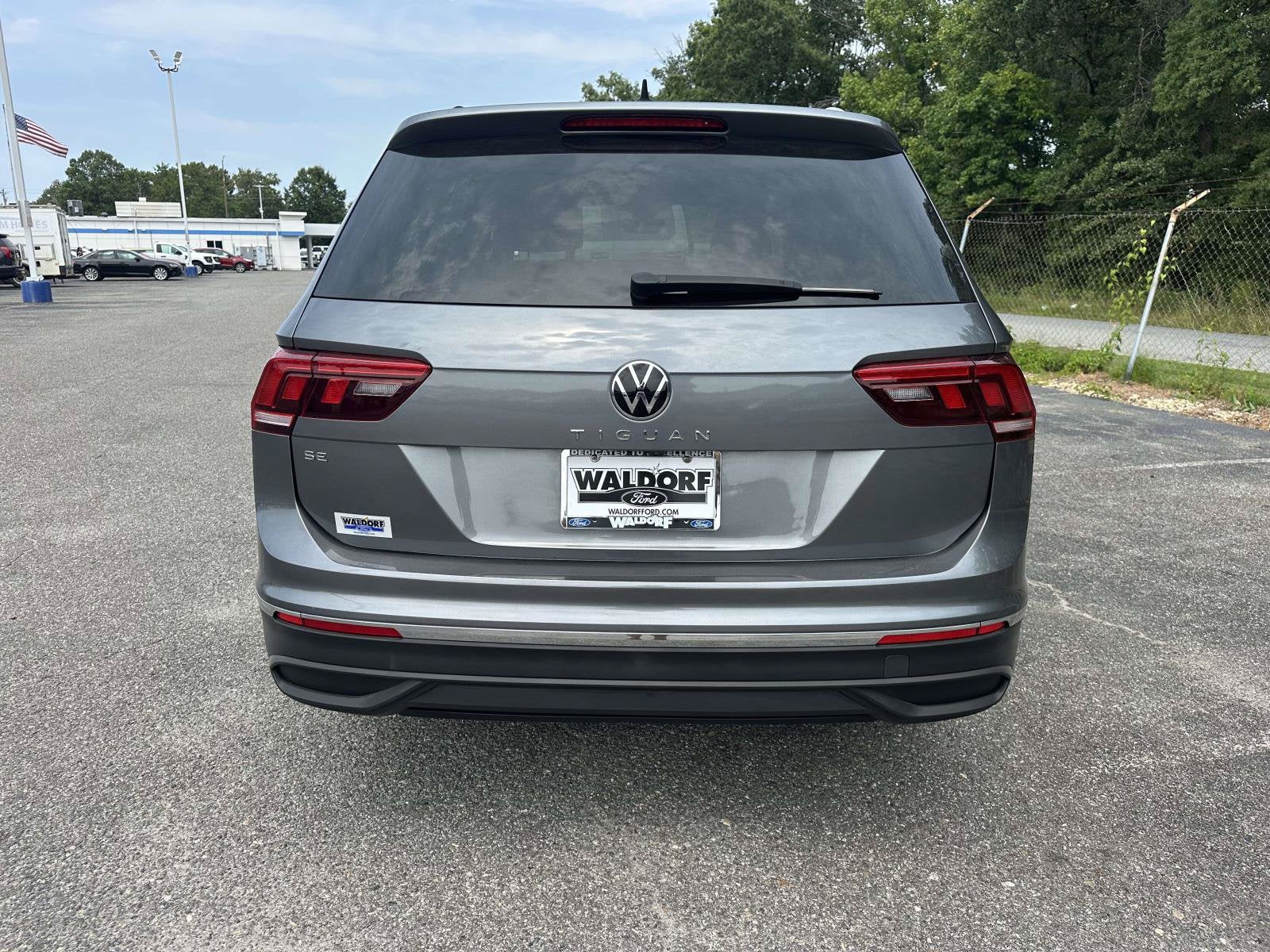 2022 Volkswagen Tiguan SE