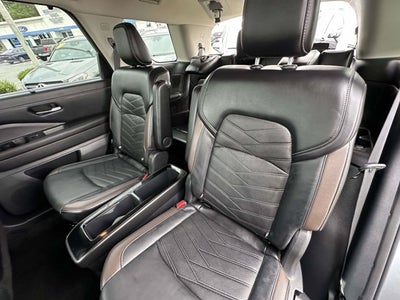 2023 Nissan Pathfinder Platinum