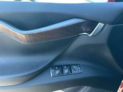 2020 Tesla Model X Base