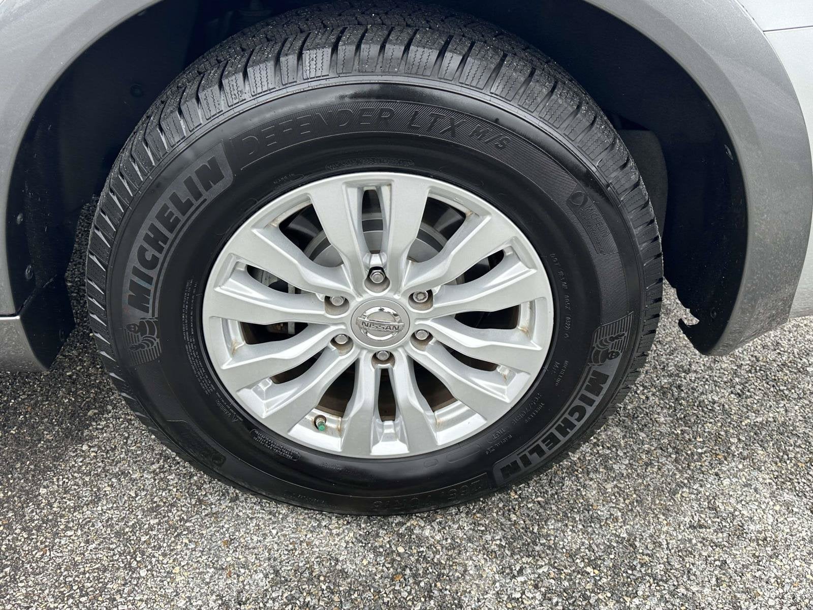 2017 Nissan Armada SV
