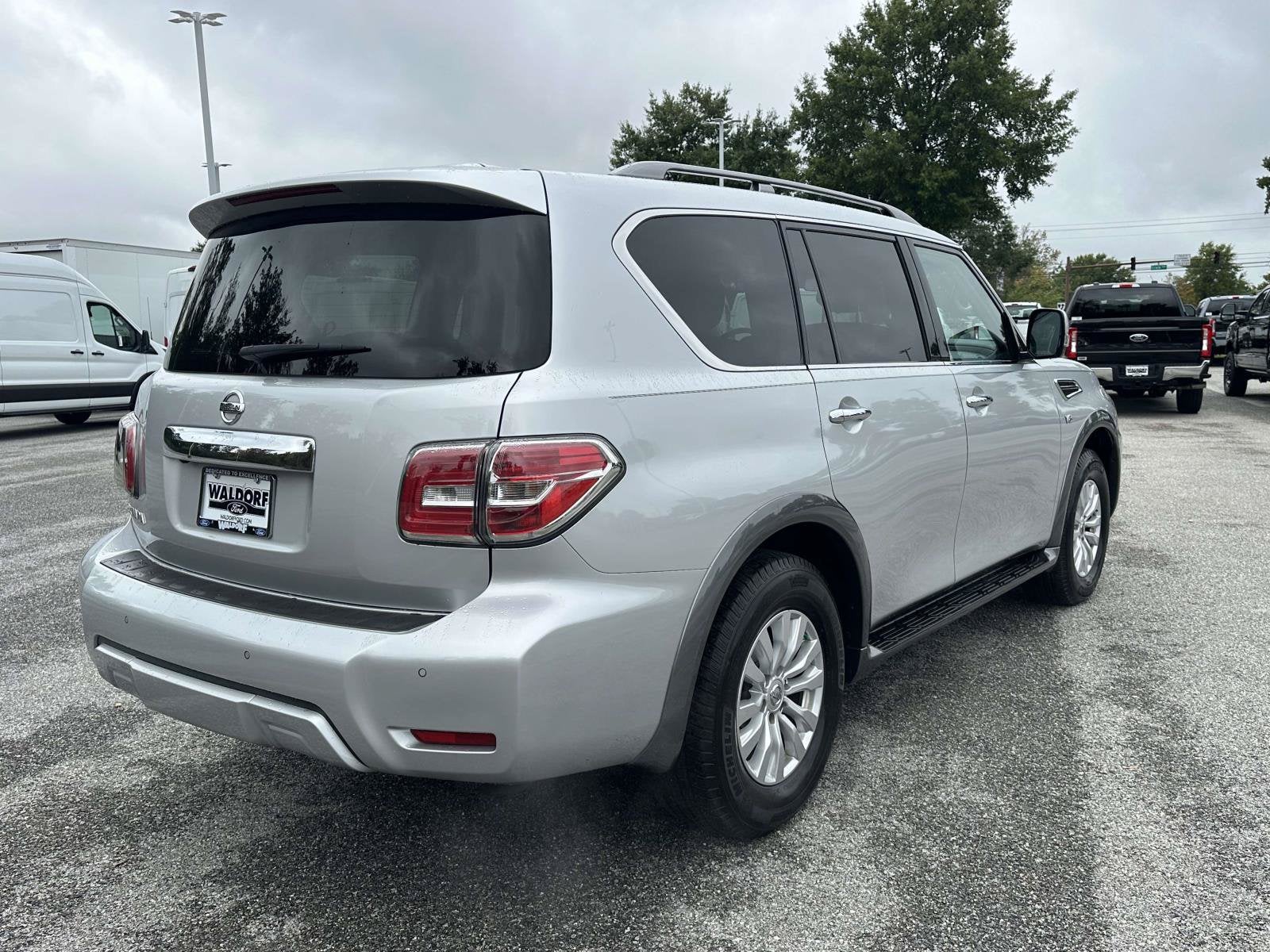 2017 Nissan Armada SV