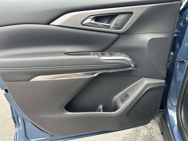 2025 Chevrolet Traverse FWD LT
