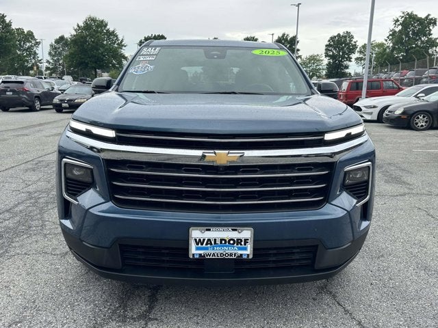 2025 Chevrolet Traverse FWD LT