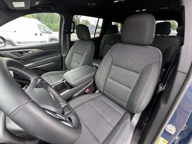 2025 Chevrolet Traverse FWD LT