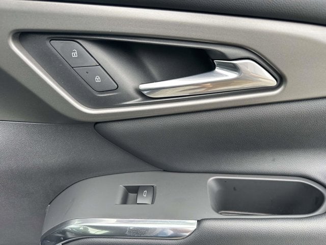 2025 Chevrolet Traverse FWD LT
