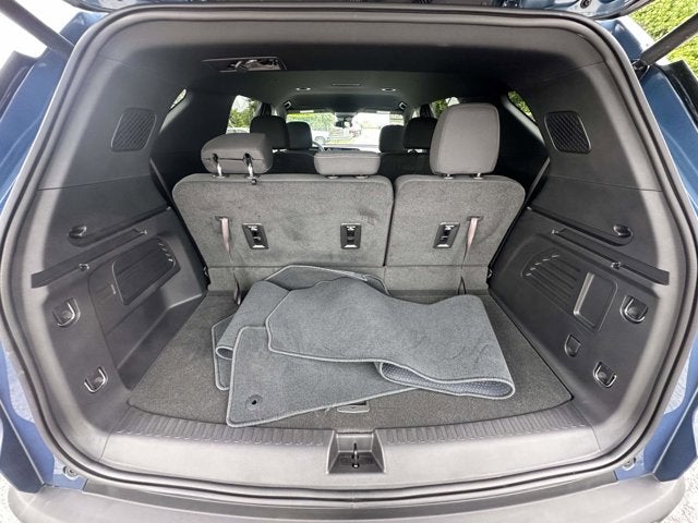 2025 Chevrolet Traverse FWD LT