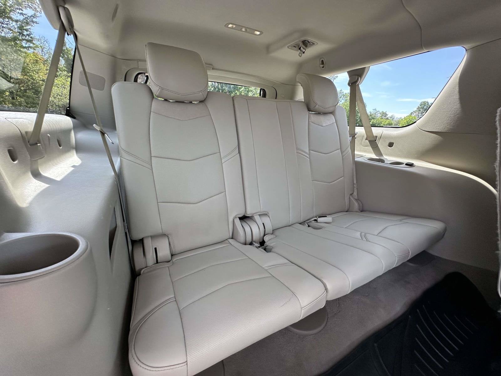 2018 Cadillac Escalade ESV Luxury