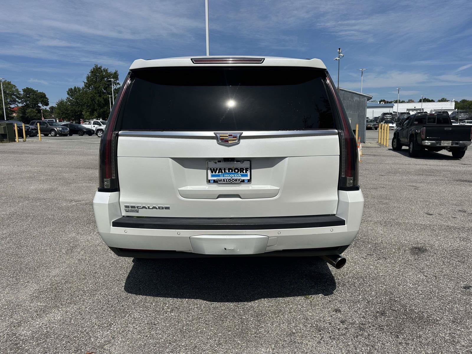 2018 Cadillac Escalade ESV Luxury