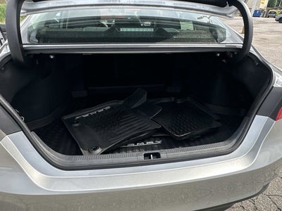 2020 Toyota Camry Hybrid XLE