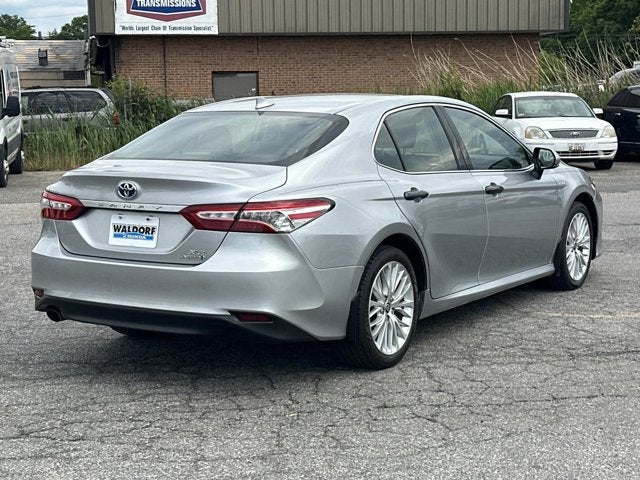 2020 Toyota Camry Hybrid XLE