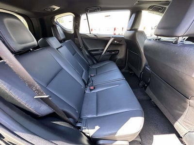 2018 Toyota RAV4 SE