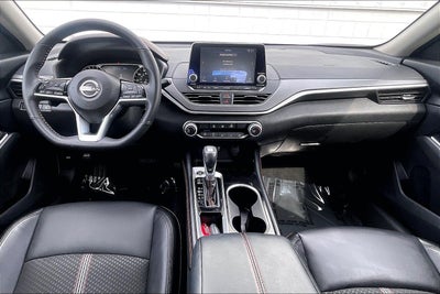 2025 Nissan Altima SR