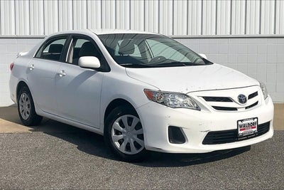 2011 Toyota COROLLA LE