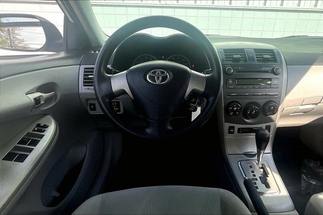 2011 Toyota COROLLA LE