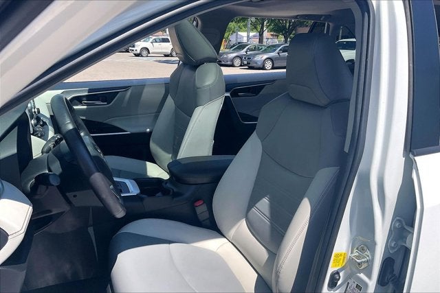 2020 Toyota RAV4 XLE Premium