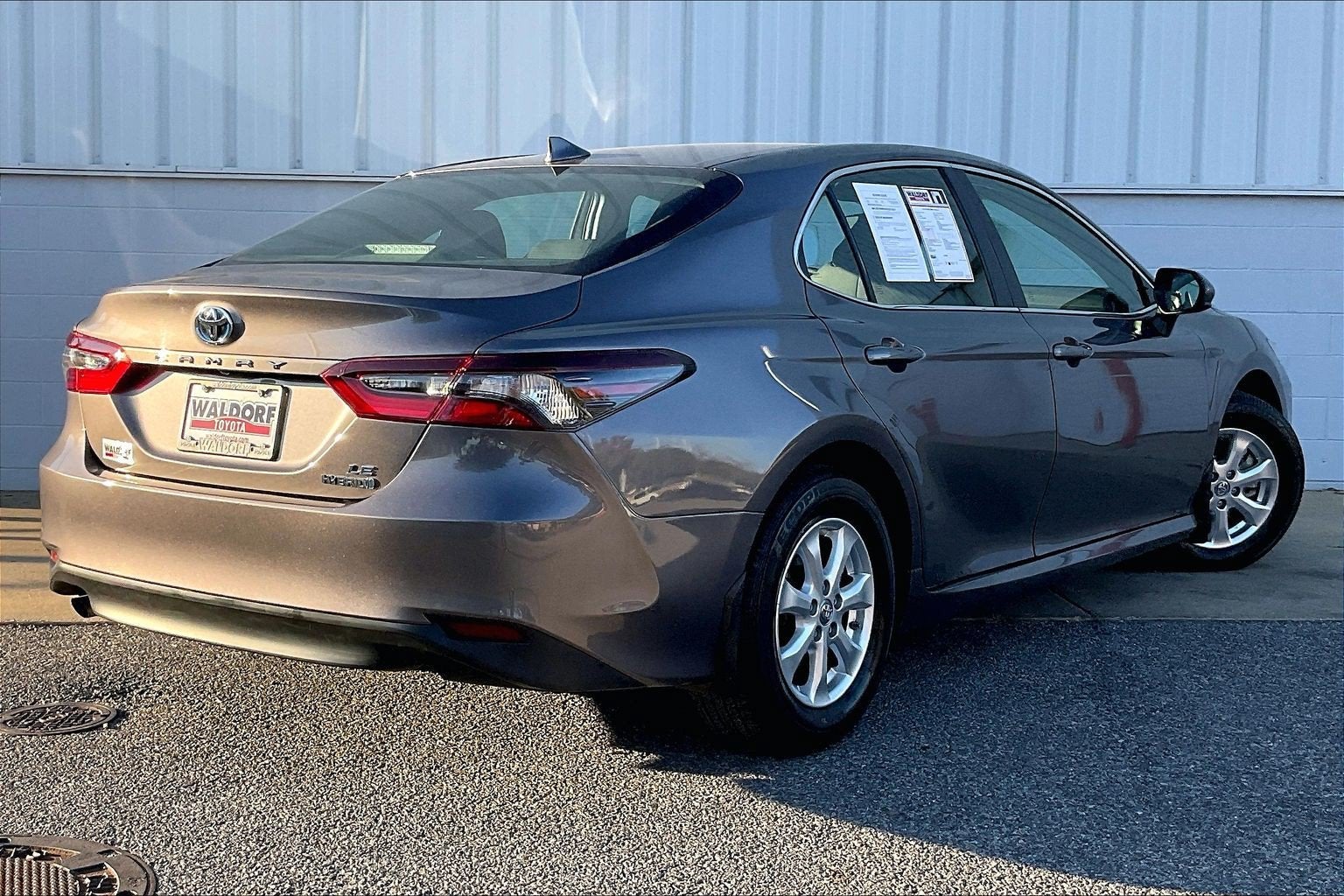 2022 Toyota Camry Hybrid Hybrid LE