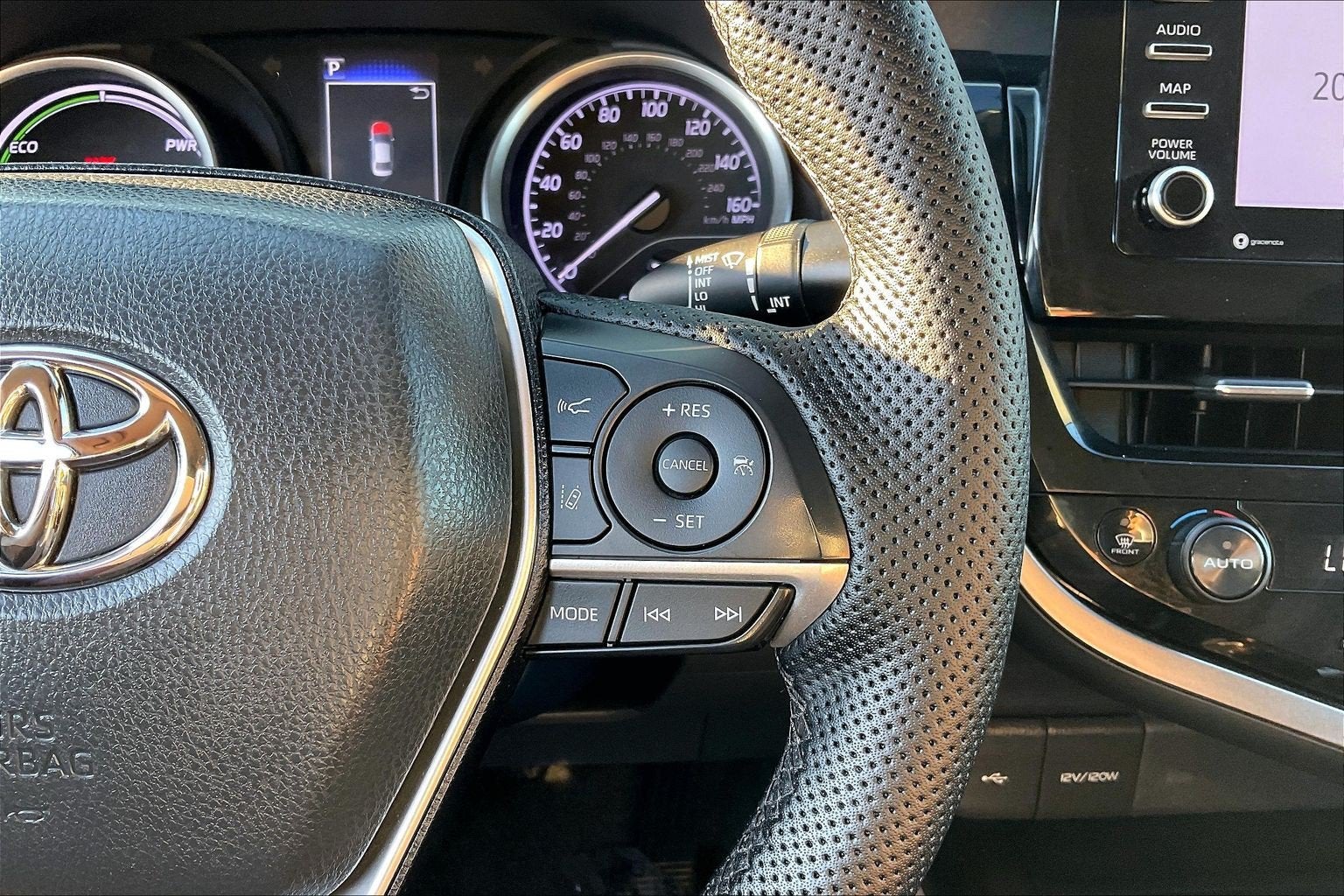 2022 Toyota Camry Hybrid Hybrid LE