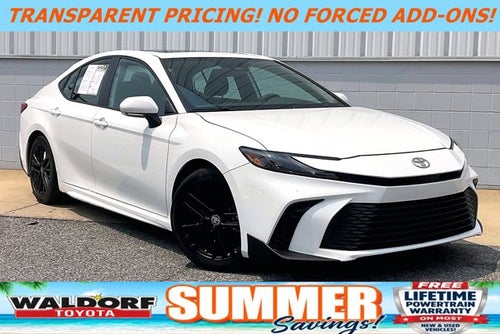 2025 Toyota Camry SE