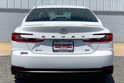 2025 Toyota Camry SE