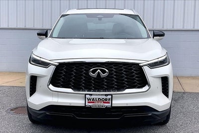 2023 INFINITI QX60 LUXE