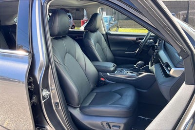2023 Toyota Highlander Hybrid Hybrid Limited